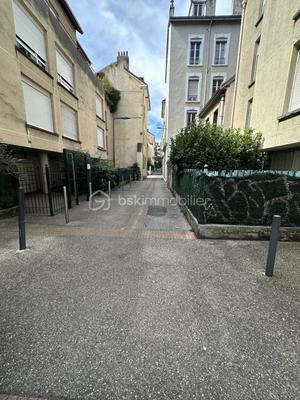 Studio - 20 m² - 1 pièce