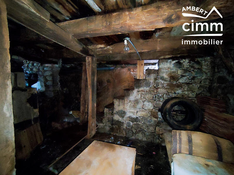 Maison - 53 m² - 7 pièces