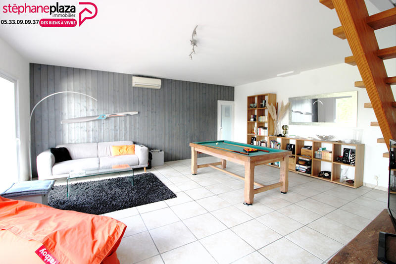 Maison - 168 m² - 6 pièces