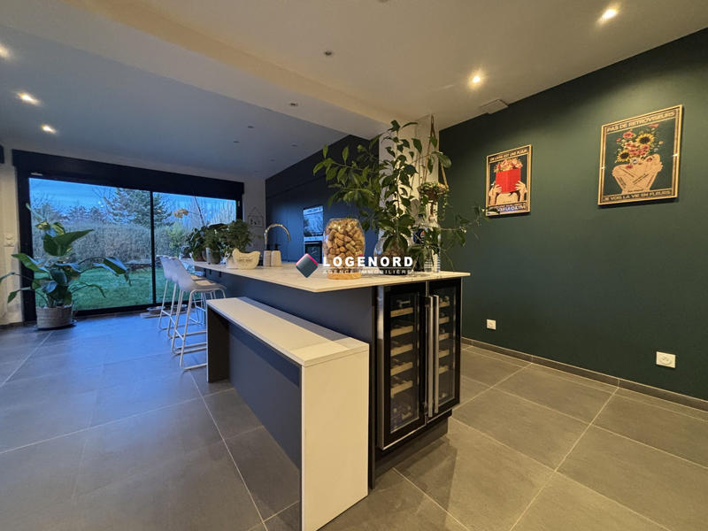 Maison - 160 m² - 5 pièces