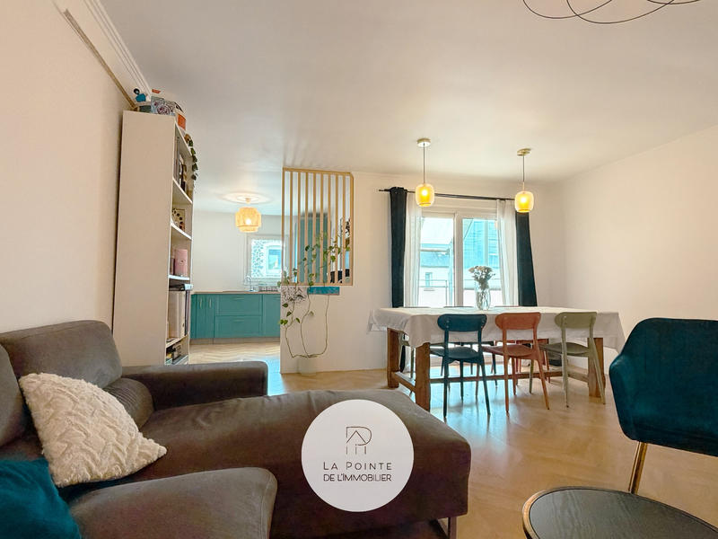 Maison - 104 m² - 4 pièces