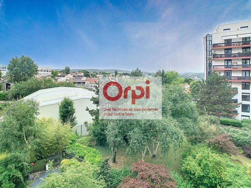 Appartement - 105 m² - 5 pièces