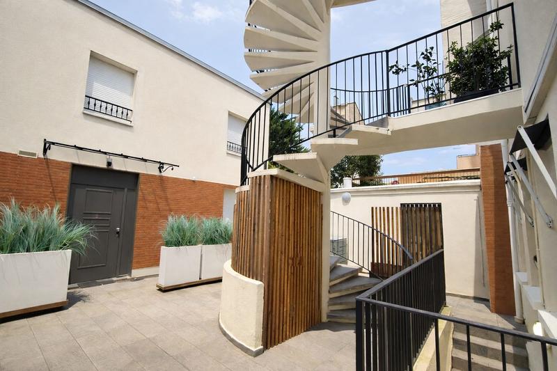 Duplex - 95 m² - 5 pièces