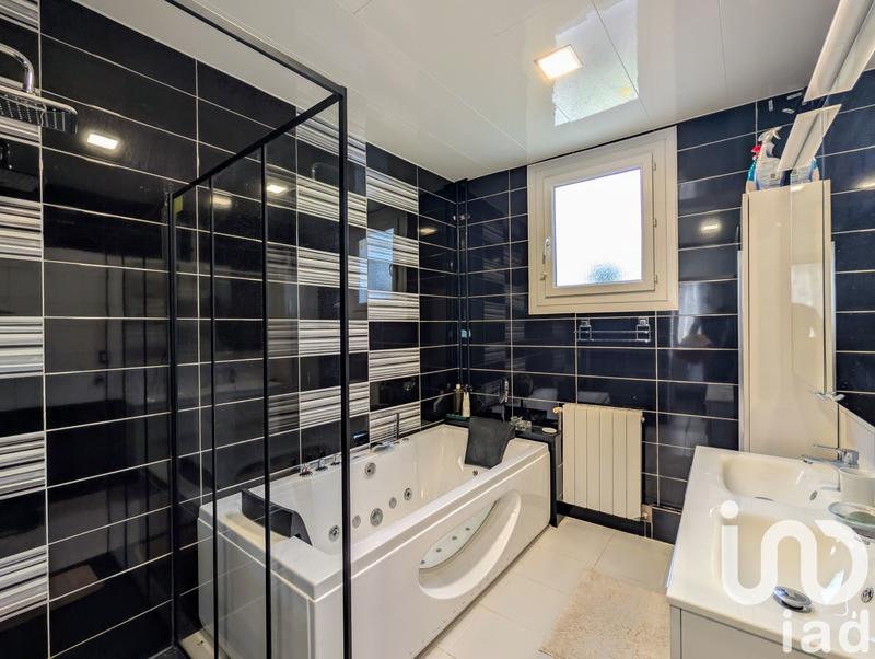 Maison de campagne - 230 m² - 7 pièces