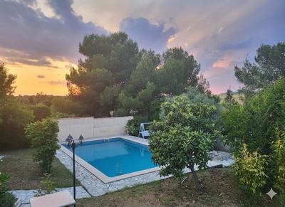 Maison - 168 m² - 6 pièces