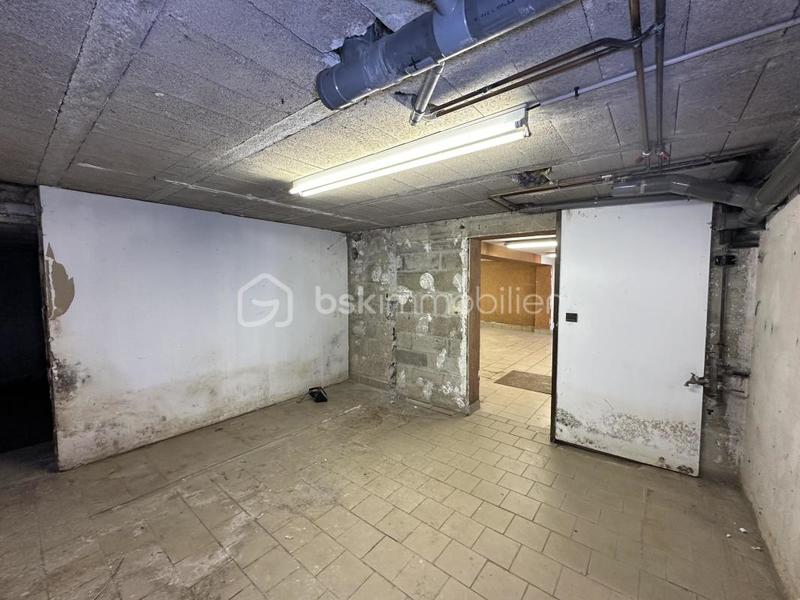 Maison - 207 m² - 7 pièces