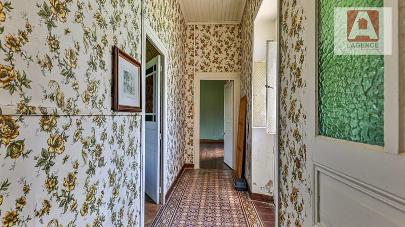 Maison - 189 m² - 6 pièces