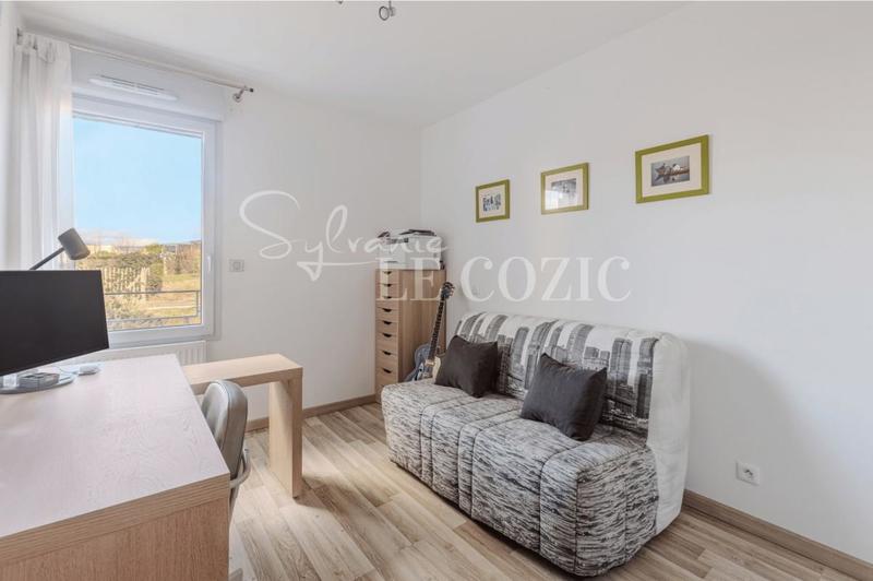 Appartement - 96 m² - 4 pièces