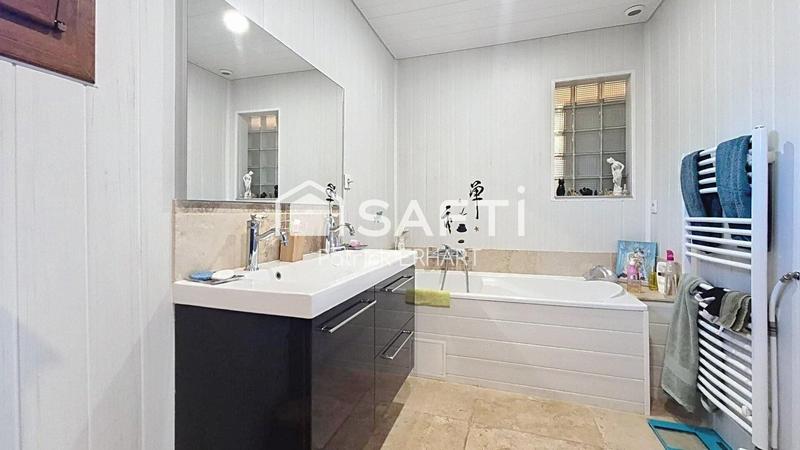 Maison - 130 m² - 4 pièces