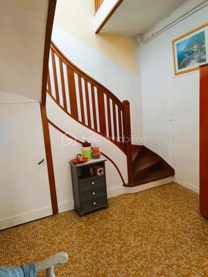 Immeuble - 245 m² - 8 pièces