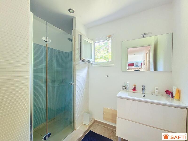 Maison - 140 m² - 5 pièces