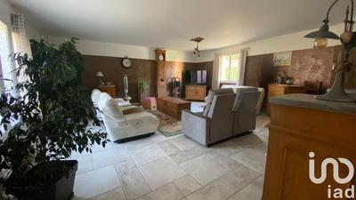 Maison - 271 m² - 9 pièces