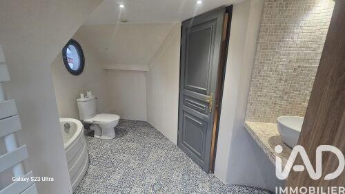 Maison - 141 m² - 6 pièces