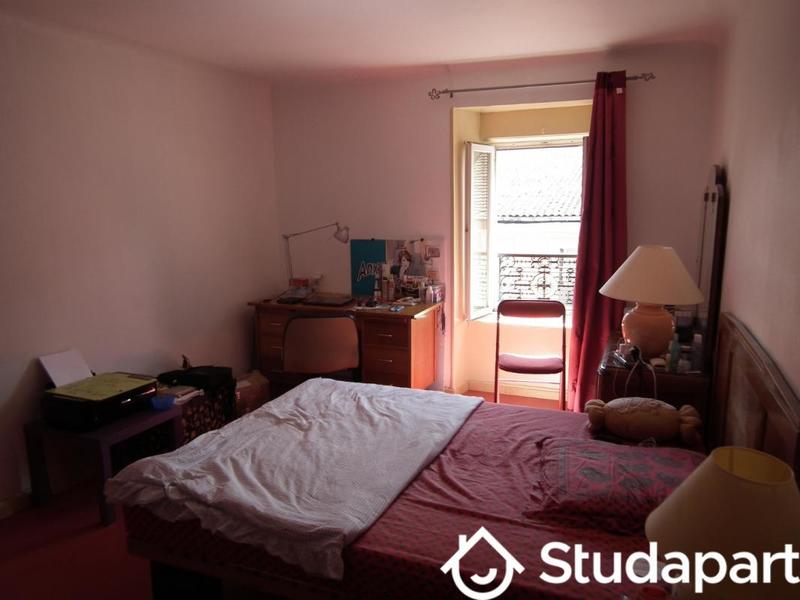 Chambre - 12 m² - 1 pièce