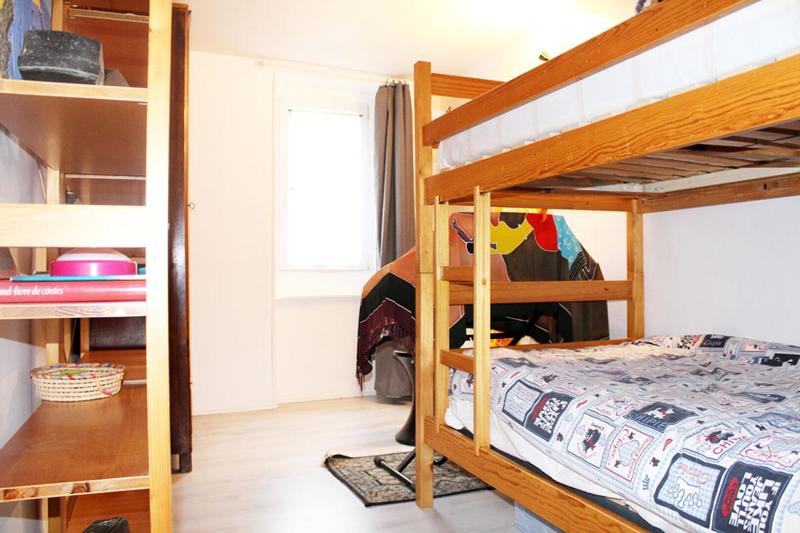 Maison - 180 m² - 9 pièces