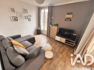 Appartement - 79 m² - 5 pièces