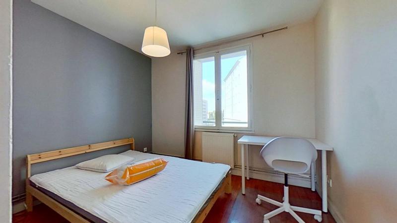 Appartement - 79 m² - 5 pièces