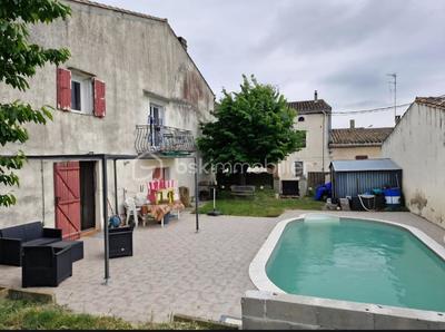 Maison de village - 211 m² - 10 pièces