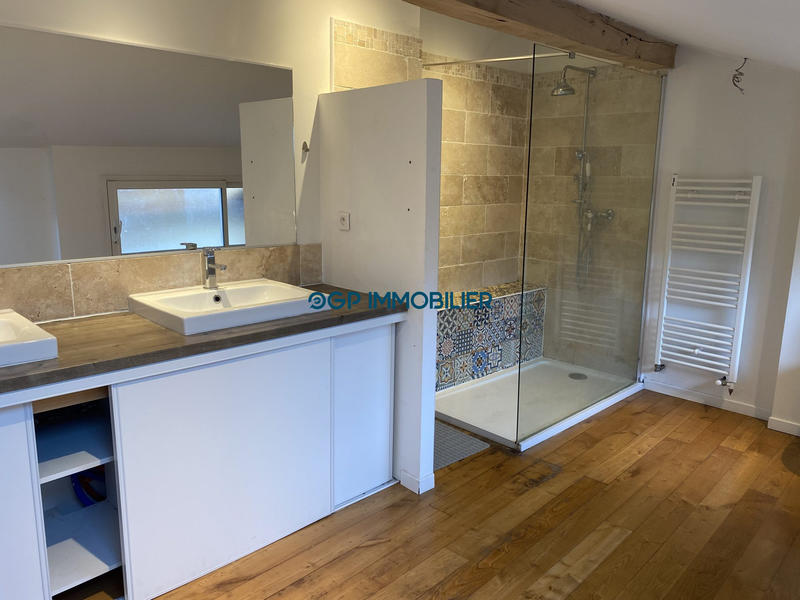 Maison contemporaine - 208 m² - 8 pièces