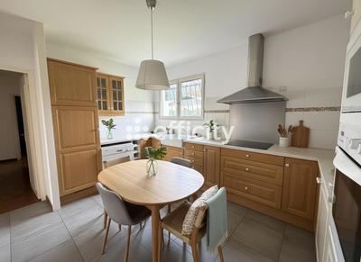 Maison - 116 m² - 5 pièces