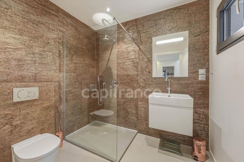 Villa - 166 m² - 7 pièces