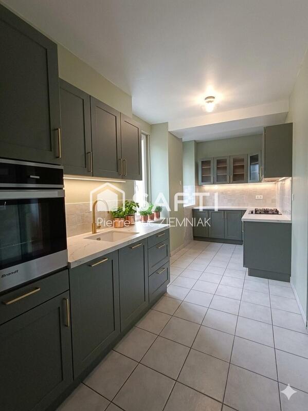 Maison - 137 m² - 7 pièces