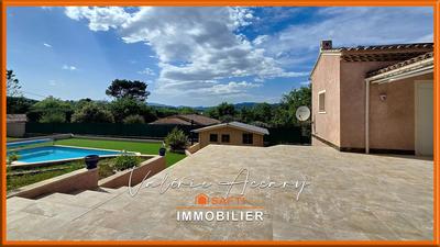 Maison - 164 m² - 8 pièces