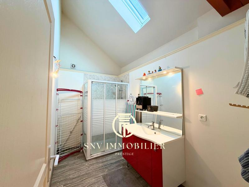 Propriété - 126 m² - 4 pièces
