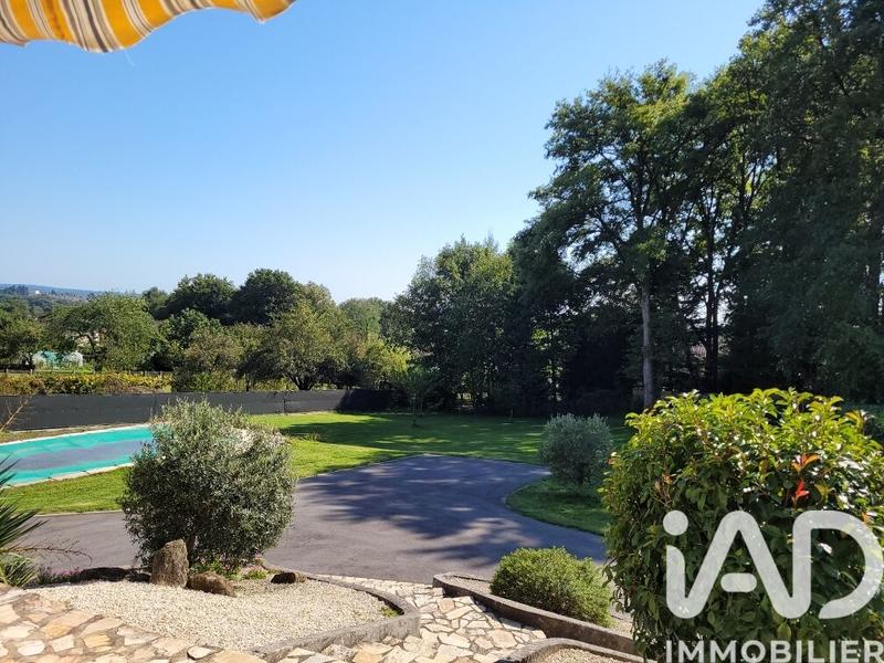 Maison - 146 m² - 7 pièces