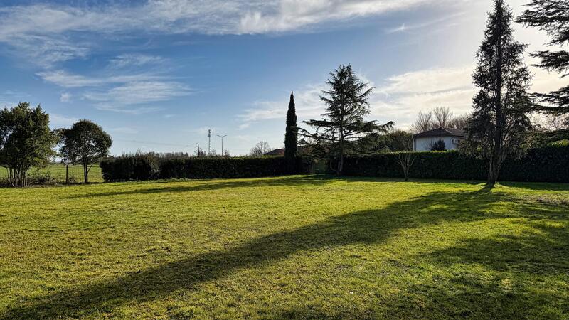 Terrain constructible - 968 m²