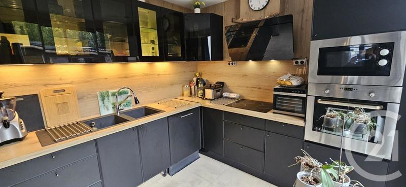 Pavillon - 112 m² - 5 pièces