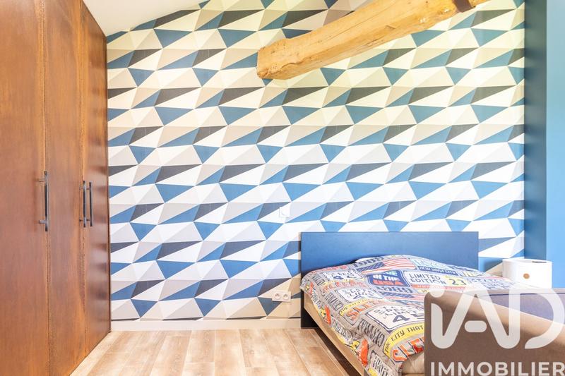 Maison - 415 m² - 7 pièces