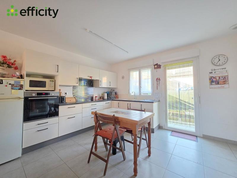 Maison - 77 m² - 4 pièces