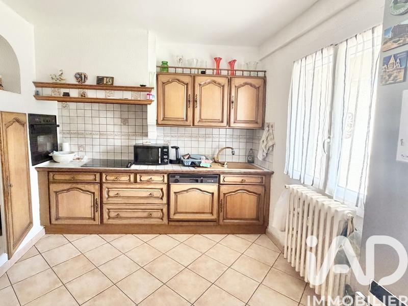 Maison - 94 m² - 5 pièces