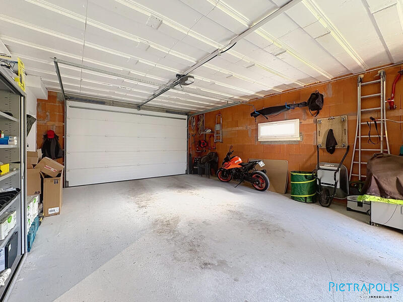 Villa - 137 m² - 5 pièces