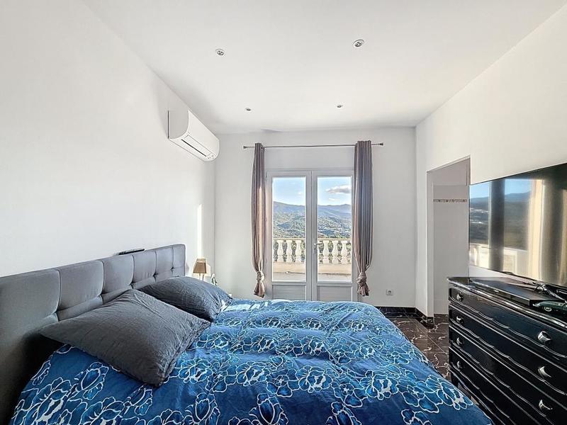 Villa - 196 m² - 4 pièces