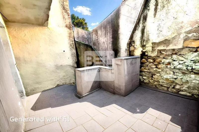 Maison de village - 80 m² - 4 pièces