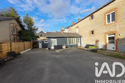 Maison de ville - 150 m² - 8 pièces