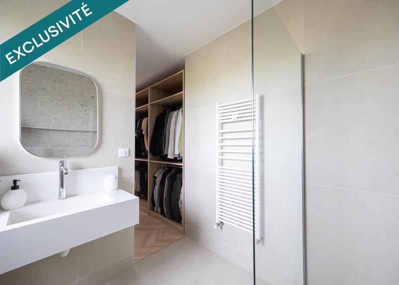 Maison - 205 m² - 6 pièces