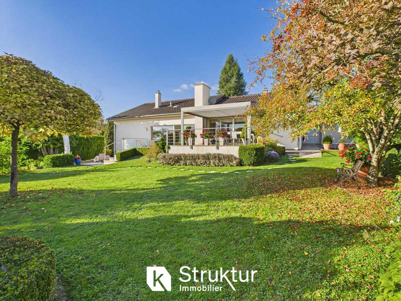 Maison - 140 m² - 5 pièces