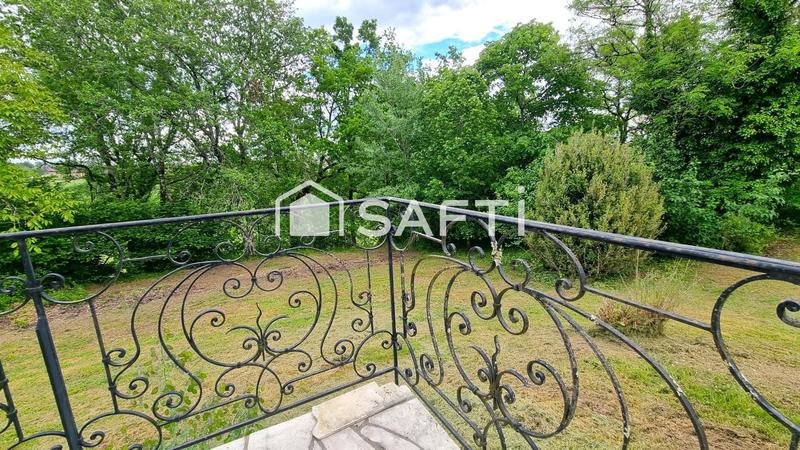 Maison - 104 m² - 5 pièces