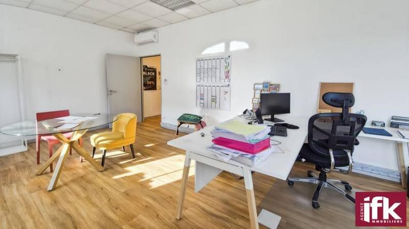 Local commercial - 192 m² - 6 pièces