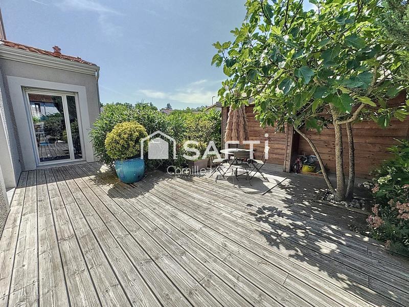 Maison - 186 m² - 7 pièces