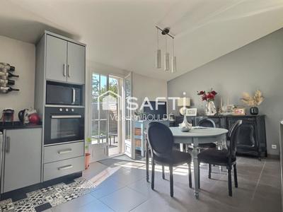 Maison - 102 m² - 5 pièces