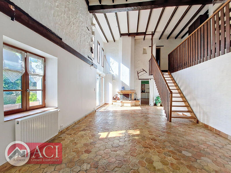 Maison - 162 m² - 6 pièces