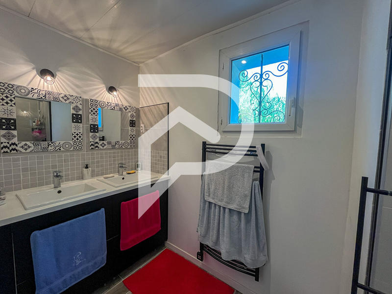 Villa - 140 m² - 6 pièces