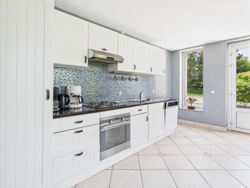 Maison - 230 m² - 7 pièces