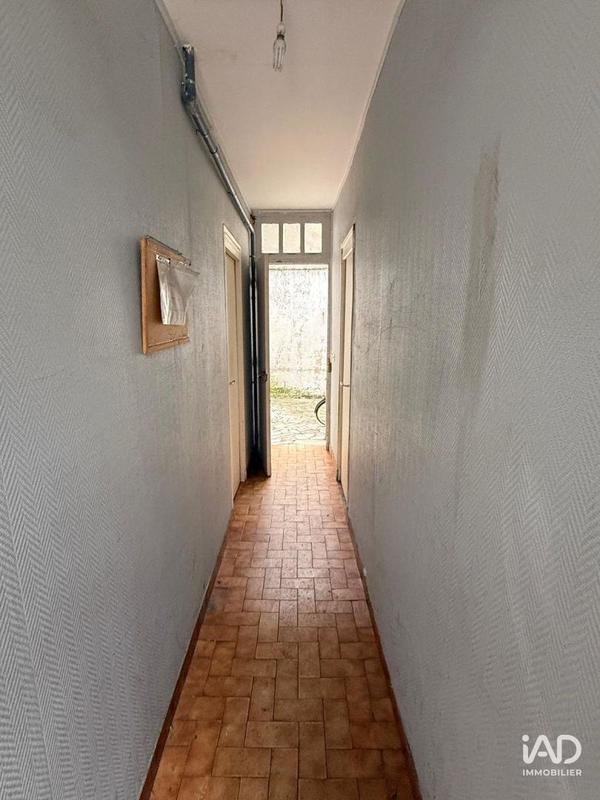 Immeuble - 134 m² - 9 pièces