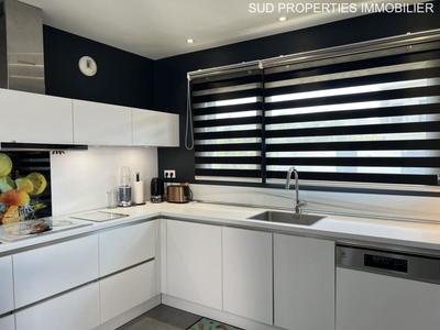 Maison - 103 m² - 4 pièces