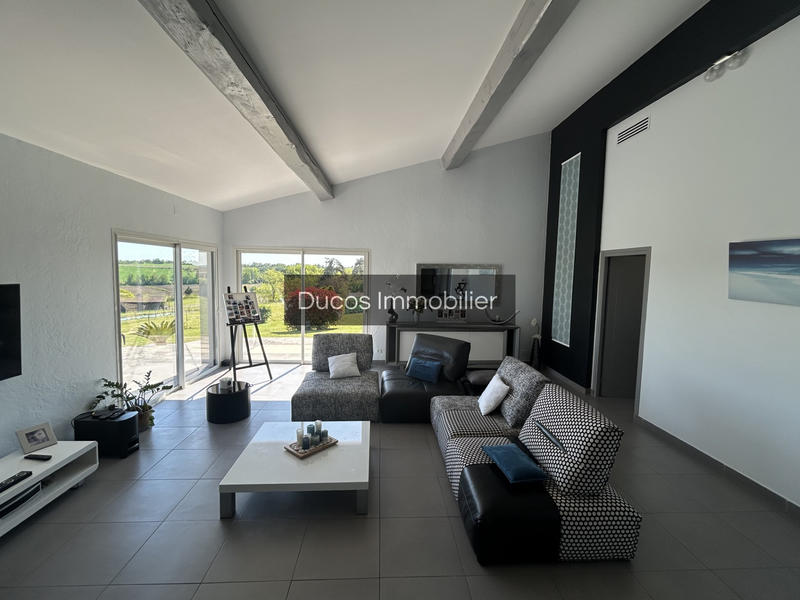 Maison - 180 m² - 5 pièces